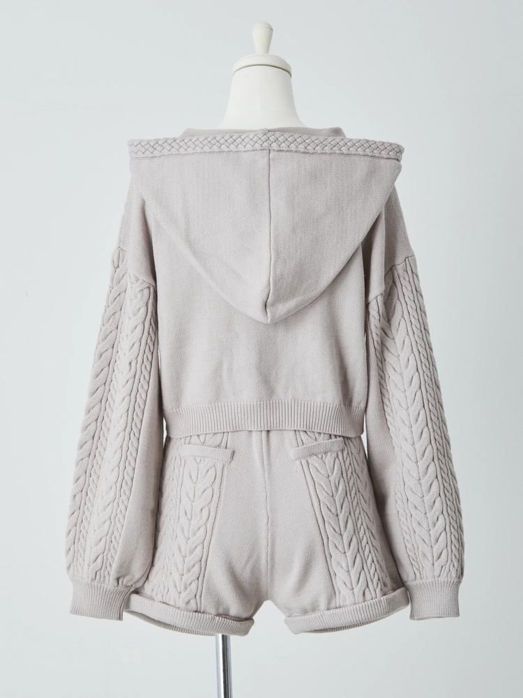 ケーブルニットパーカー - Me roir(ミーロワール)のパーカ