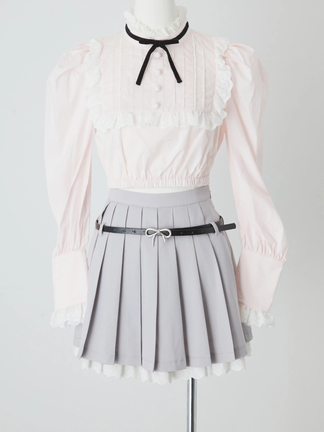 Me roir ミーロワール　シャツ　ブラウス　スカート タックフリルブラウス - Me roir(ミーロワール)のシャツ・ブラウス